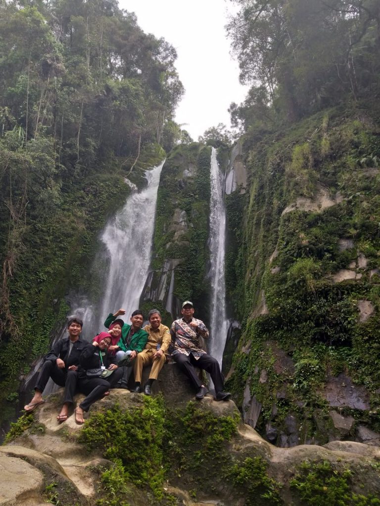 Rektor UIN SU Jelajahi Air Terjun Mbilulu