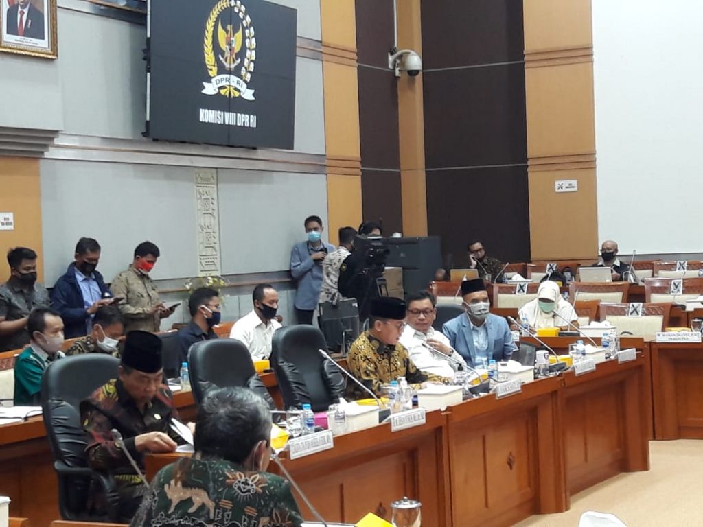 3.114 Dosen Tetap Bukan PNS Belum Tersertifikasi