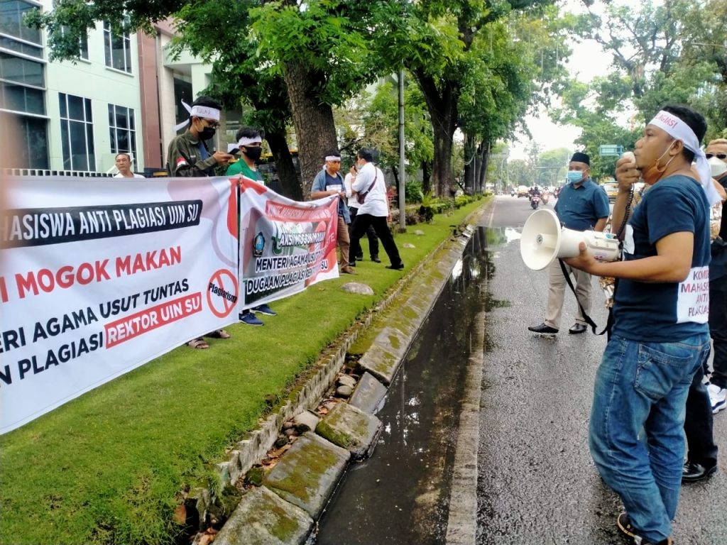 Enam Mahasiswa UINSU Mogok Makan, Prihatin Oknum Rektor Terlibat Plagiasi
