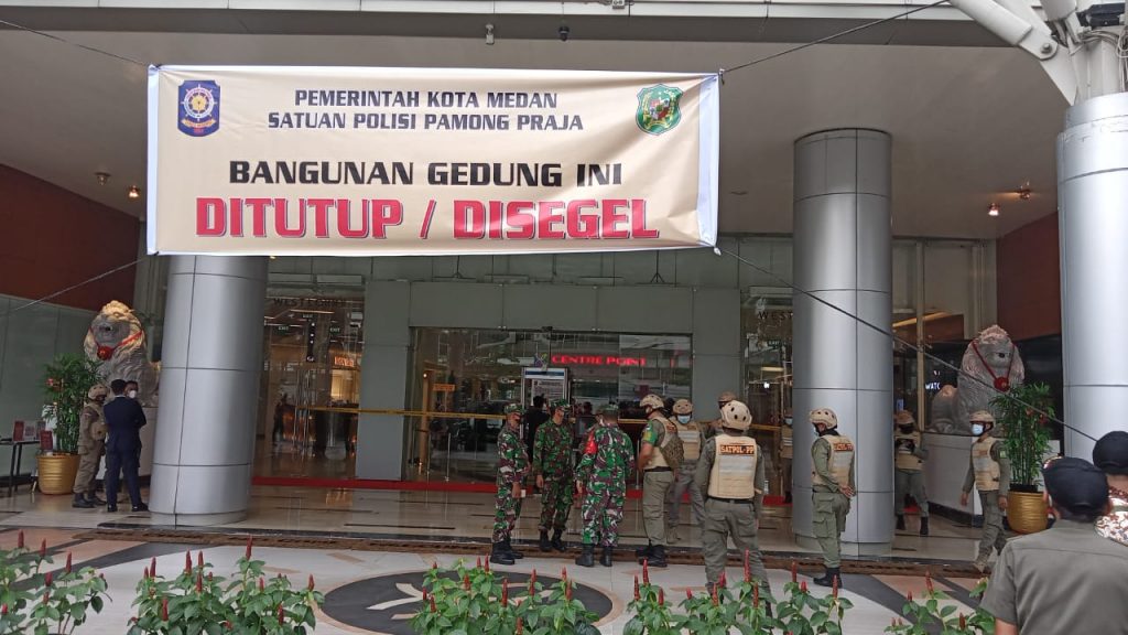 Tunggak Pajak Rp56 Miliar, Mall Center Point Disegel