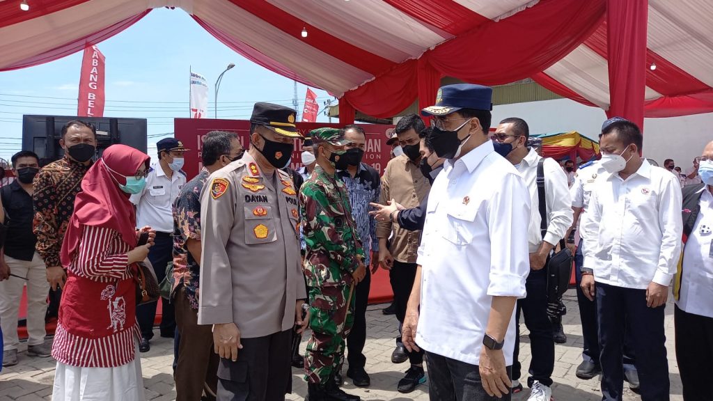 Menhub dan Menteri BUMN Cek Fasilitas Isoter KM Bukit Raya di Belawan