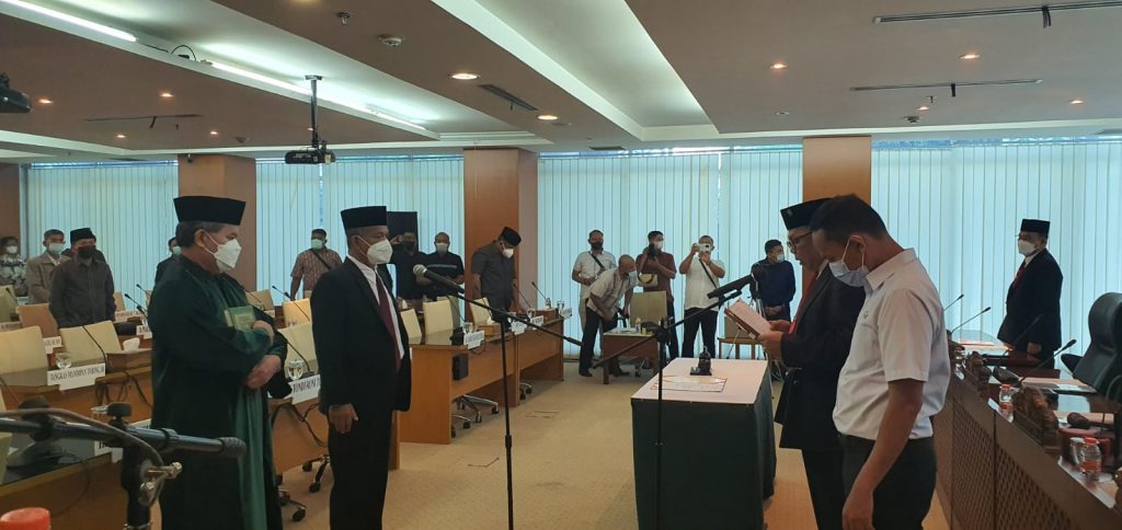 Sekretaris DPD PDI Perjuangan Sumut Dr Sutarto Dilantik Sebagai Anggota DPRD Sumut