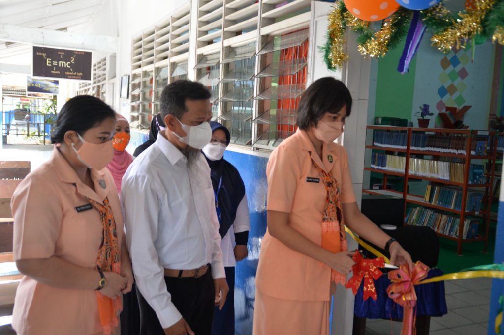 SMP Angkasa Lanud Soewondo Launching E-library