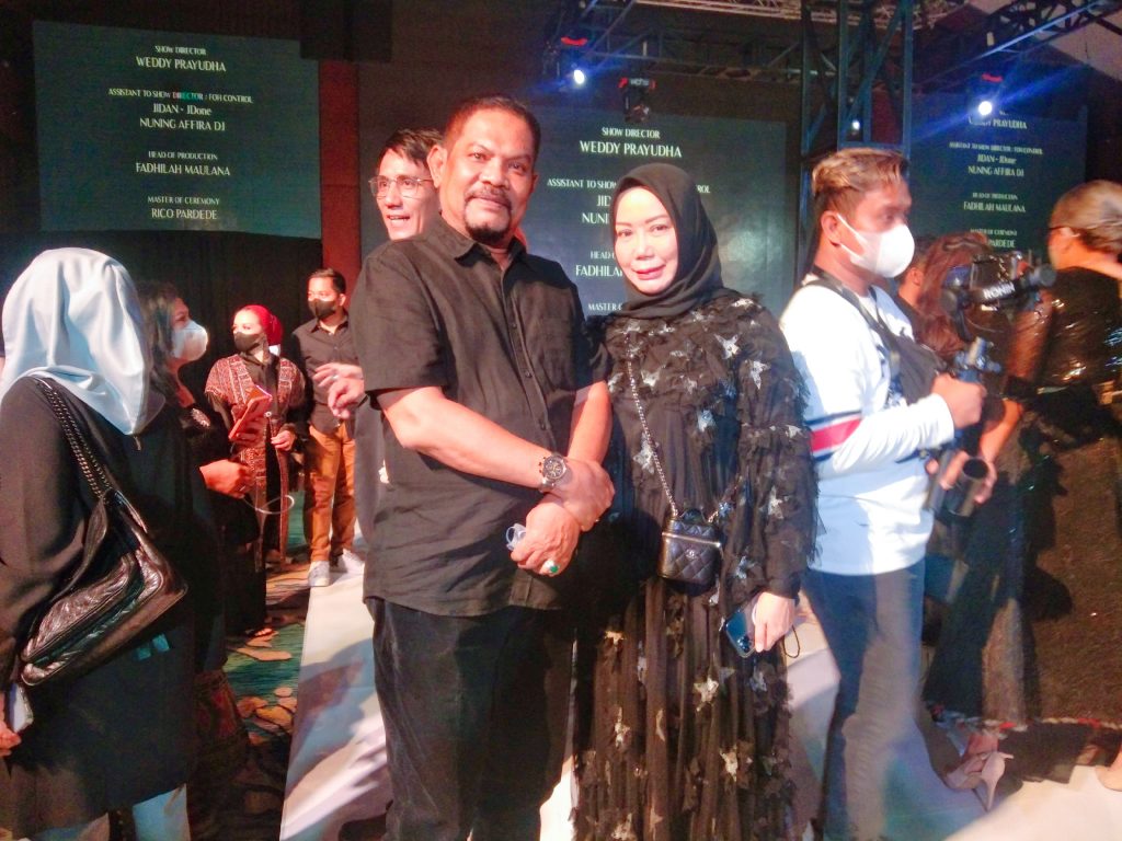 Kain Ulos Artisan Torang Sitorus Diapresiasi Rahudman Harahap
