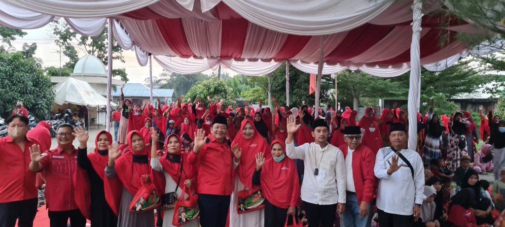 PDI Perjuangan Buka Puasa Bersama Ratusan Umat Islam Tebing Tinggi