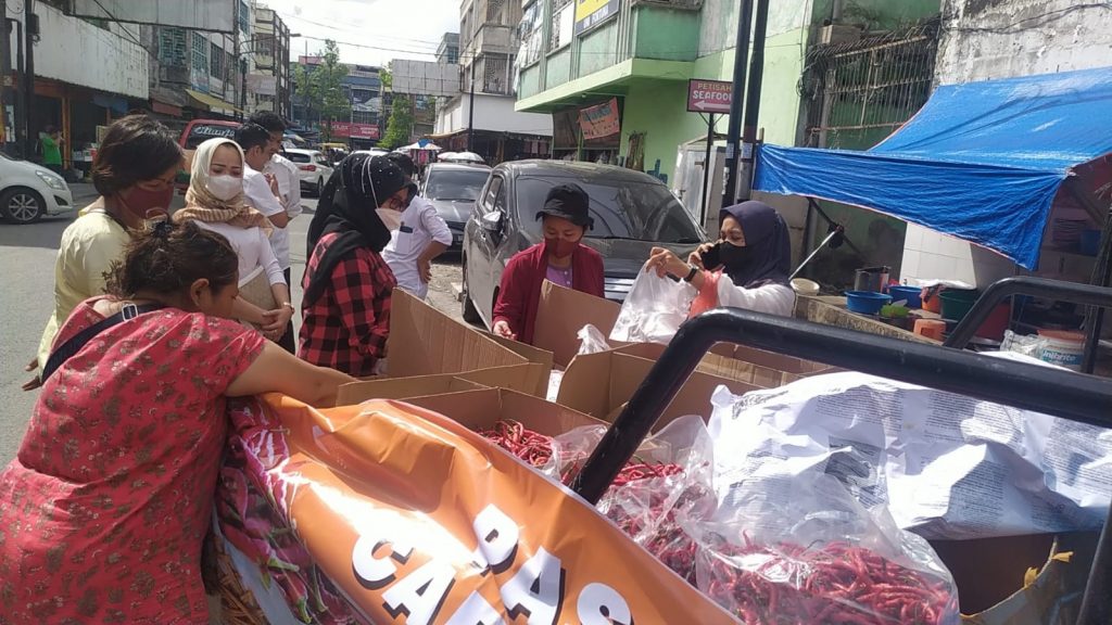Gubernur Edy Perintahkan BUMD Gelar Pasar Murah Tekan Tingginya Harga Cabai