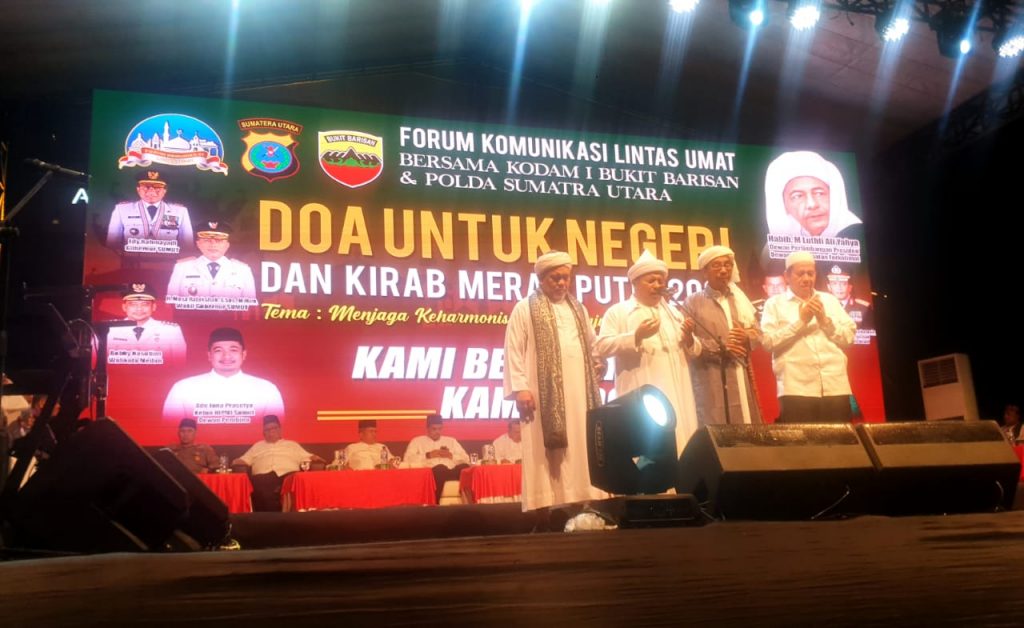 Dihadiri Habib Luthfi Yahya, Tuan Guru Batak Pimpin Doa Untuk Negeri