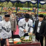 Potong tumpeng