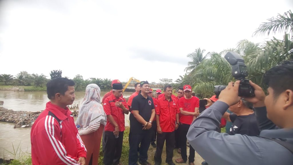 Indrapura Terancam Direndam Banjir, PDI Perjuangan Desak Gubernur Perbaiki Tanggul Sungai Dalu-Dalu