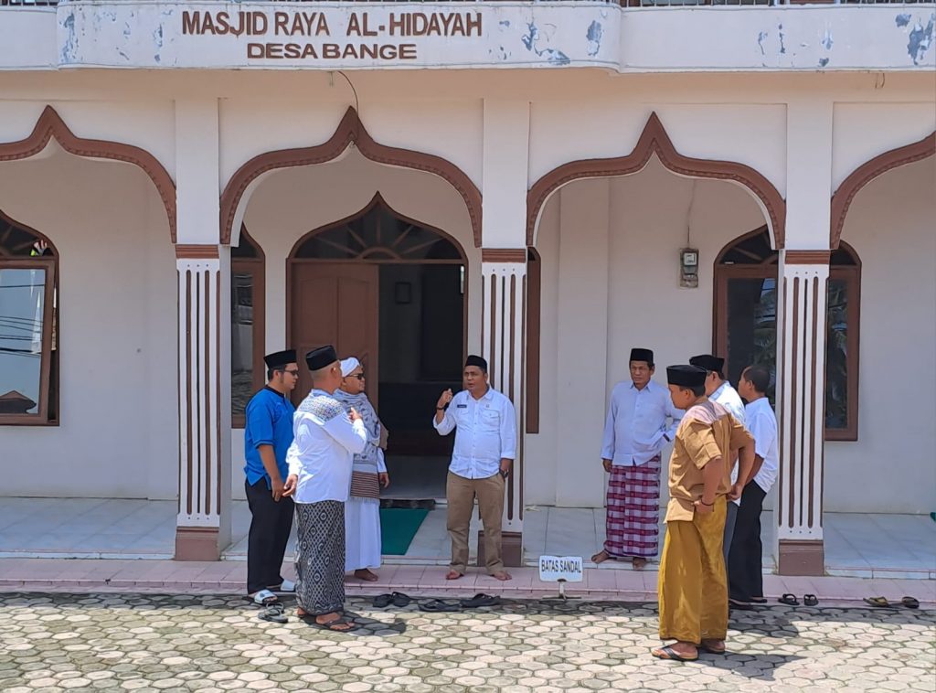 Safari Jumat di Desa Bange, Camat Bukit Malintang Sosialisasikan Shalat Subuh Berjamaah