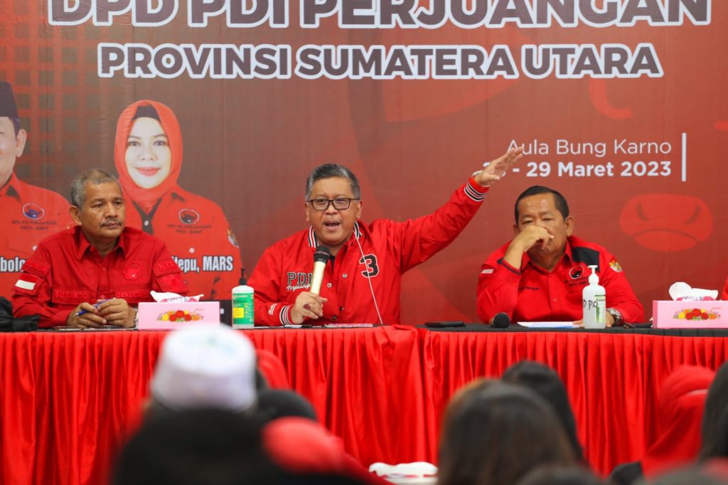Pimpin Rapat Konsolidasi di Medan, Hasto Sampaikan Pesan Megawati Soal Teguh Berideologi