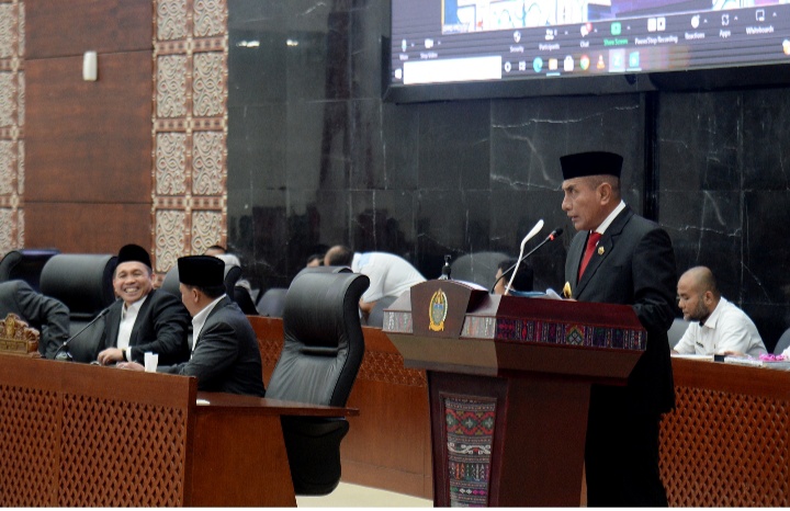 Gubernur Edy Rahmayadi Sampaikan Jawaban Atas Laporan Hasil Reses DPRD Sumut
