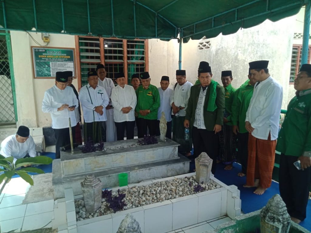 NU Sumut Melakukan Tabarukan dan Ziarah Kubro ke Makam Ulama di Tanjung Pura