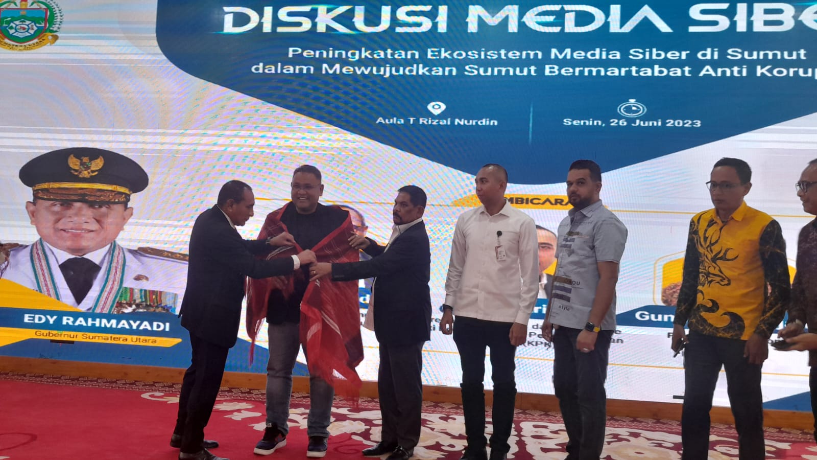 Diskusi Media Siber