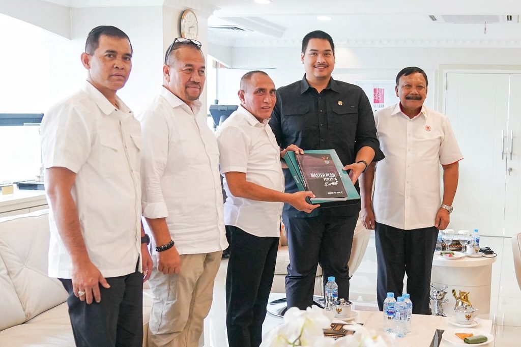 Serahkan Masterplan PON XXI ke Menpora, Edy Rahmayadi Sampaikan Persiapan Sudah 60%