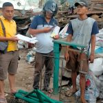 Besi di gudang botot