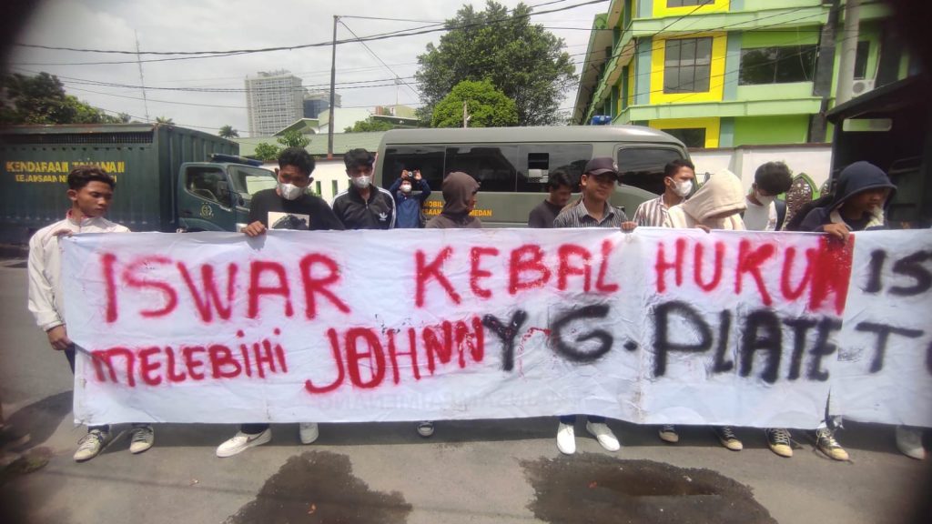 Oknum Kadishub Medan Terkesan Kebal Hukum, Puluhan Mahasiswa Kembali Geruduk Kejari Medan