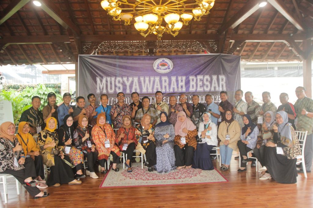 Mubes PB IKA UMA Tetapkan Hj Rita Wizni Rahudman Sebagai Ketua Umum Priode 2023-2027 Secara Aklamasi