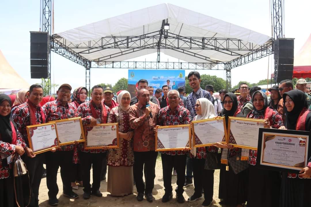Juara Umum di Harganas