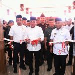 Resmikan Kantor Bupati Padanglawas