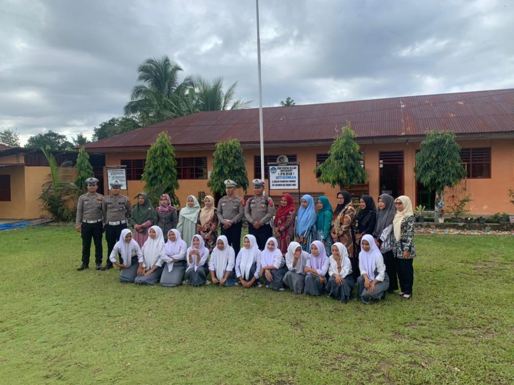Polres Palas Beri Pemahaman Tertib Berlalu Lintas Kepada Siswa