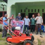 Traktor tangan