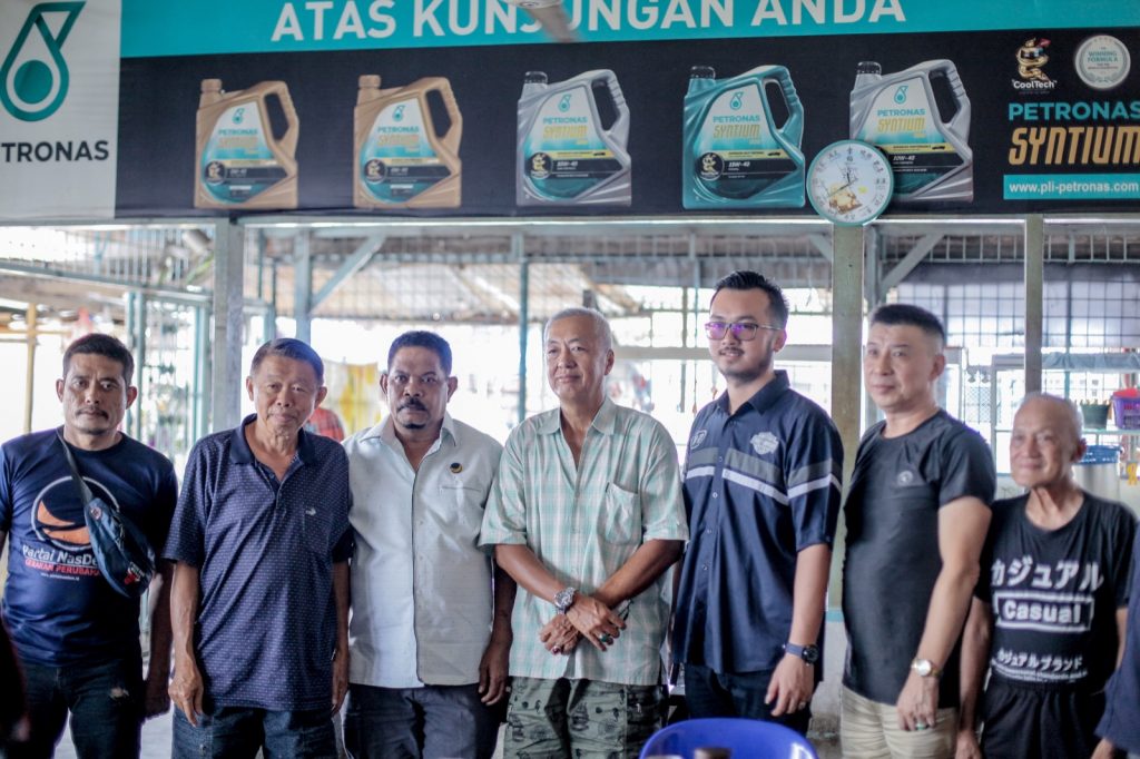 Kunjungi Pasar Metal, Rahudman Berbaur dengan Etnis Tionghoa