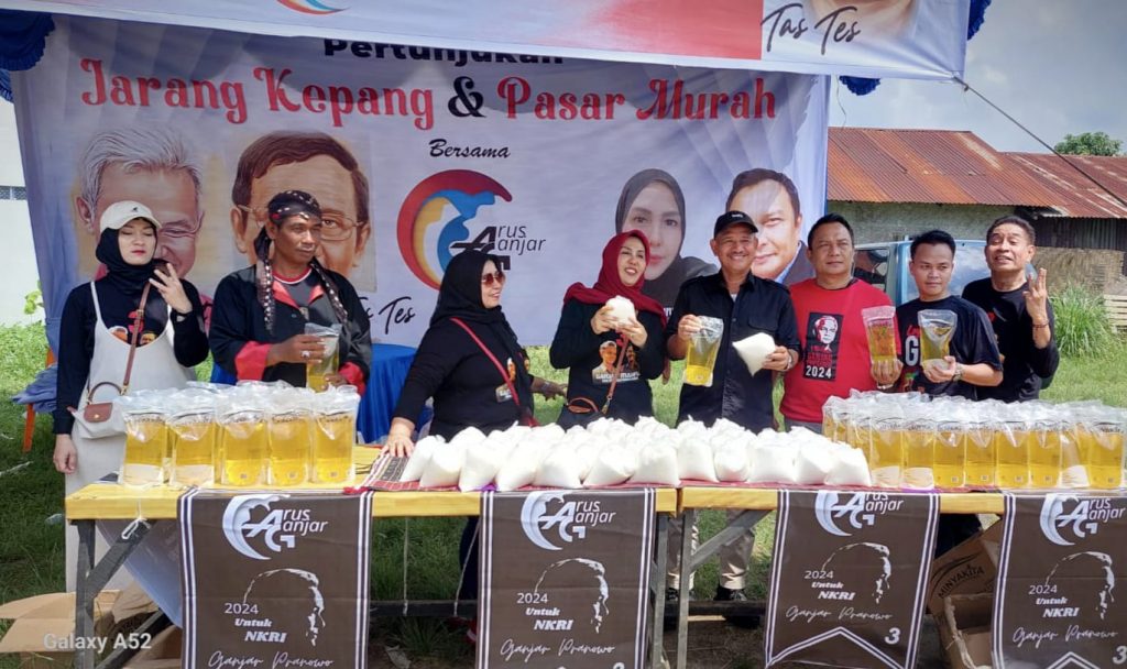 Relawan Ganjar Suguhkan 1000 Paket Sembako Murah dan Jaran Kepang di Deli Serdang