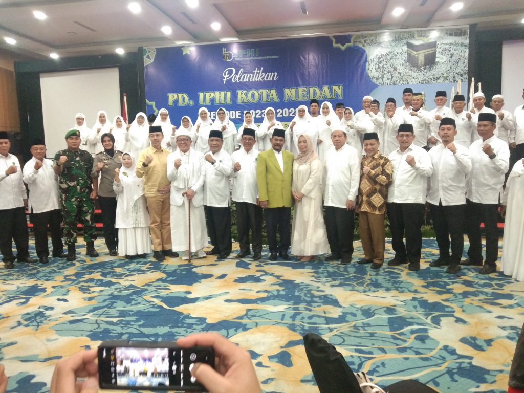 Rahudman Lantik Pengurus IPHI Kota Medan dan Minta Kompak Bangun Kesejahteraan Umat