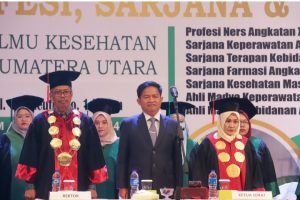 Wisuda Nakes