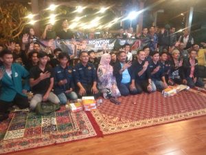 Caleg NasDem RH4 Nobar Debat Capres Bersama Milenial
