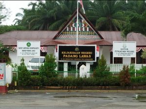 Kejari Padanglawas