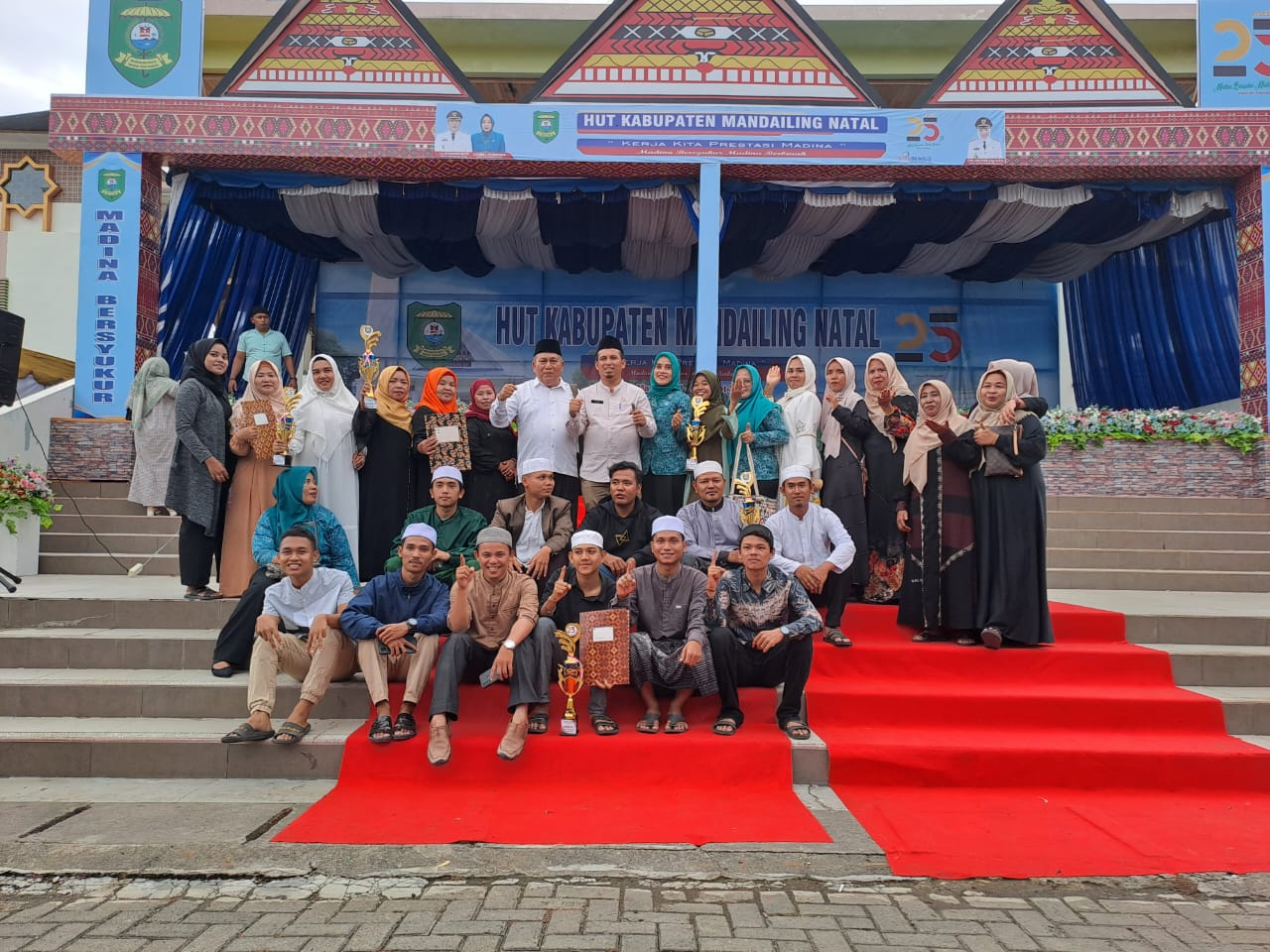 Perlombaan HUT Madina
