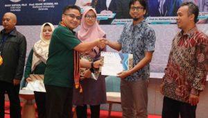 33 Makalah Siap Presentase di Ajang ICDCDE Fordakom 2024