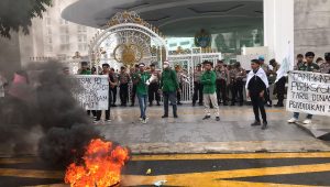 Gelar Demo Jilid 3, HM IKLAB RAYA Desak PJ Gubernur Evaluasi Dinas Pendidikan Sumut dan Copot Sekertaris Disdik