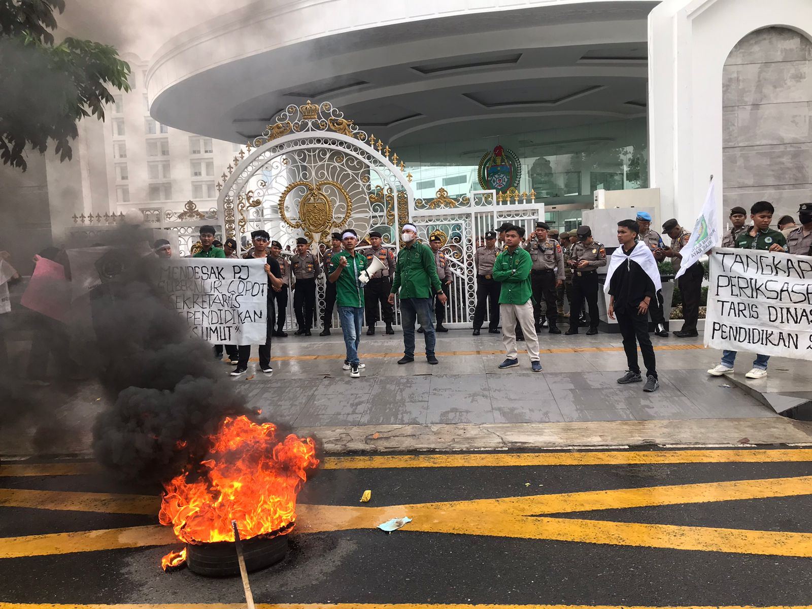 Demo HM IKLAB RAYA