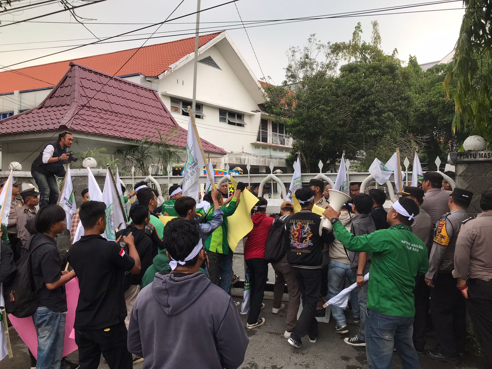 Demo HM IKLAB RAYA