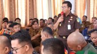 Gelar Penyuluhan Hukum Sambut HBA ke-64 di Kelurahan Sidorejo, Kajari Medan Muttaqin Ajak Aktifkan Muspika