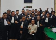 Beri Dukungan, Puluhan Advokat Hadiri Sidang Louis Jahari Terdakwa Pemalsuan Tandatangan
