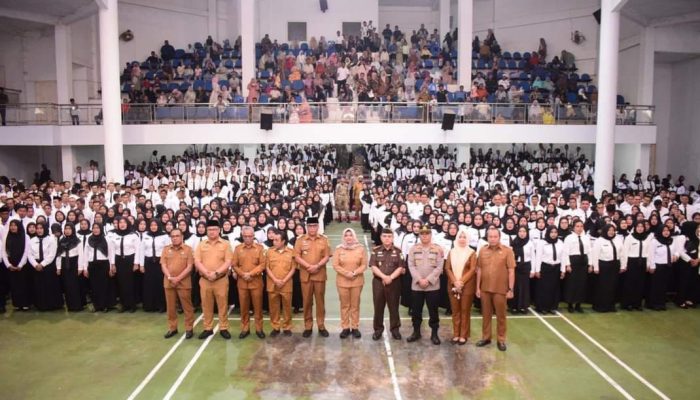Bupati Madina Serahkan SK Pengangkatan PPPK Formasi 2023