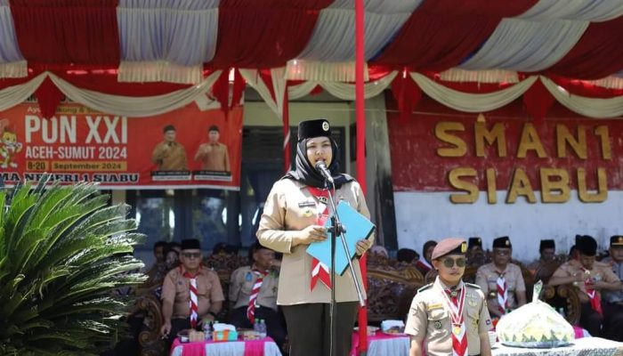 Atika Azmi Pimpin Upacara Hari Pramuka ke-63 di Siabu