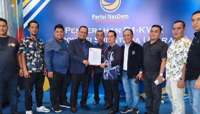 NasDem Serahkan Rekomendasi B1 KWK kepada Pasangan Putra Mahkota Alam Hasibuan dan Achmad Fauzan
