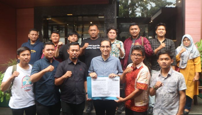 Rico Waas Bahas Visi dan Misi dalam Pertemuan Bersama KAMMI dan GPI Sumut