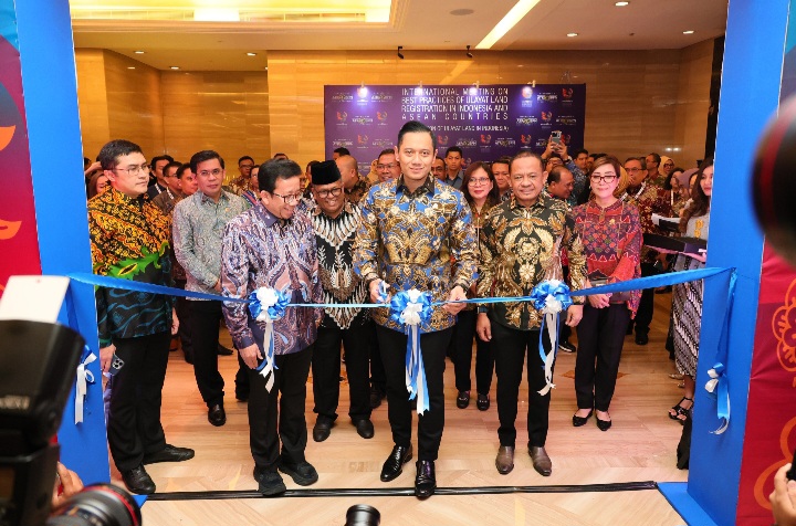 Ekshibisi Tanah Ulayat