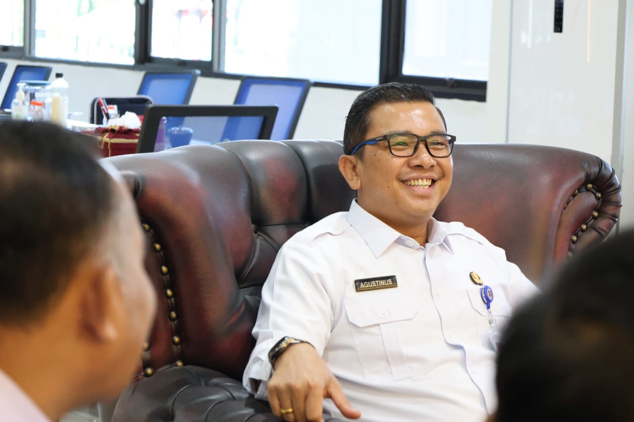 Audiensi Perum Damri