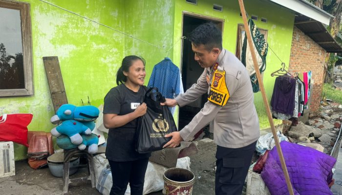 Kapolres Binjai Berikan Bantuan untuk Warga Terdampak Banjir di Sei Bangkatan