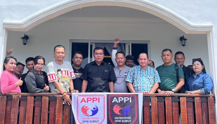 Perdana, DPW A-PPI Sumut Gelar Family Gathering di Kota Berastagi