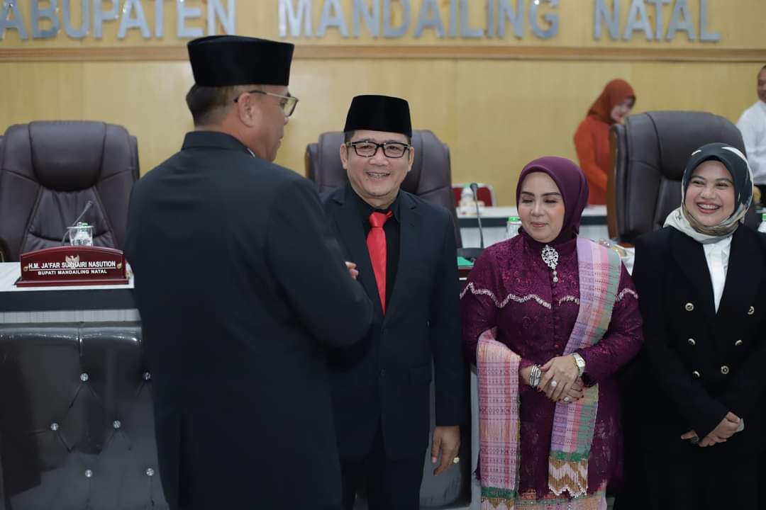 Pelantikan Ketua DPRD Madina