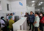 Tinjau Pelayanan Kesehatan di RSUD Porsea, Pjs Bupati Toba: Tingkatkan Terus Mutu Layanannya!