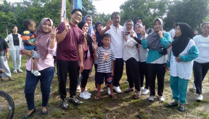 Disambut Ceria Oleh Ibu-Ibu Peserta Senam Ceria, Amir Hamzah: Alhamdulillah Semua Bahagia!